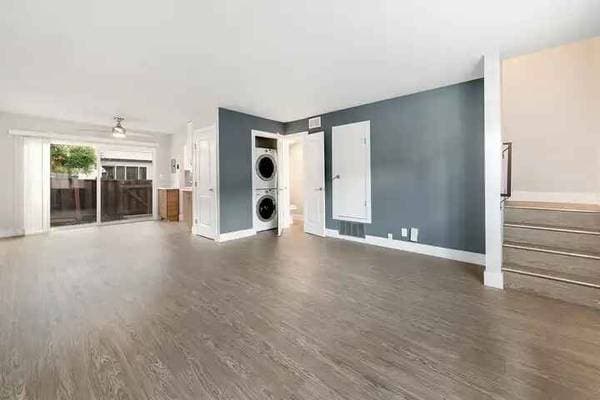 1BR/1BA Other on Bellflower Ave · Mountain View photo 3