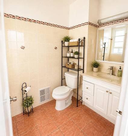 2BR/2BA Flat on 42nd Ave · San Francisco photo 5