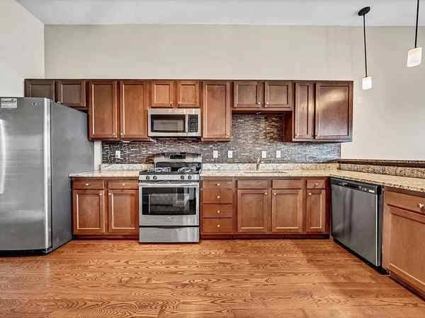 1BR/1BA Apartment · Berkeley photo 1