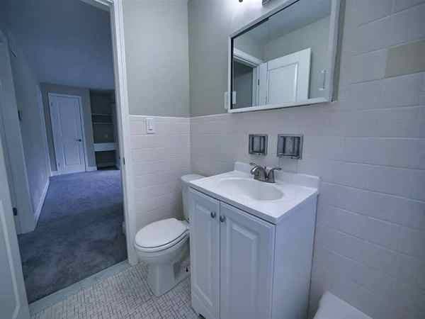 1BR/1BA Single Family House · Berkeley photo 5