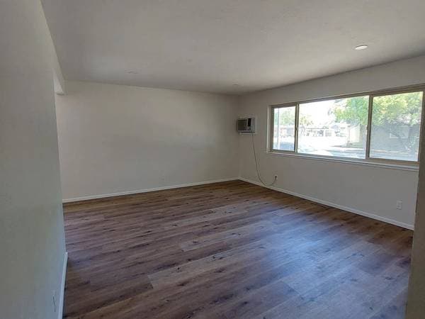 2BR/1BA Apartment on Lindo Ln · Morgan Hill photo 5