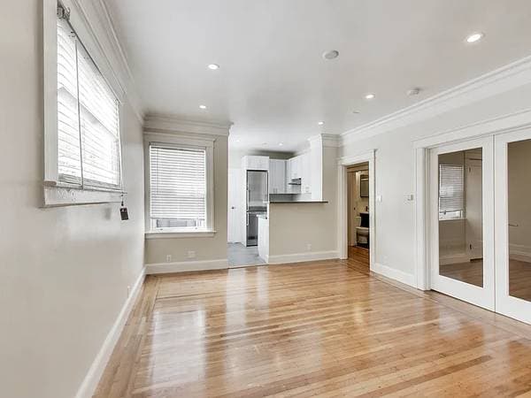 2BR/1BA Condo on Clay St Apt 01 · San Francisco photo 2