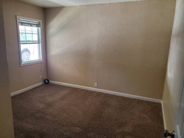 2BR/1BA Single Family House on Tuttle Ave · Watsonville photo 4