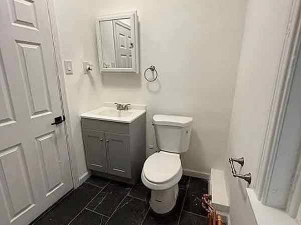 1BR/1BA Apartment · Redwood City photo 5