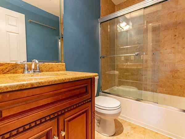 1BR/1BA Single Family House · Redwood City photo 5