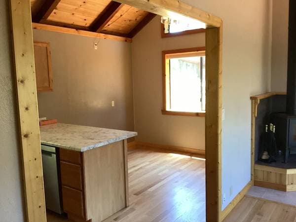 2BR/1BA Single Family House on Redwood Dr · Aptos photo 2