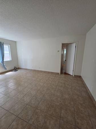 2BR/1BA Apartment on California · Berkeley photo 3