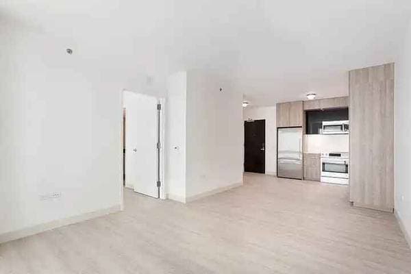 1BR/1BA Apartment on 8th St · San Francisco photo 3