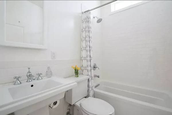 2BR/1BA Apartment on Fell St · San Francisco photo 4