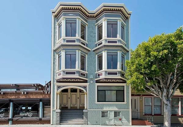 2BR/2BA Apartment on Greenwich St · San Francisco photo 1