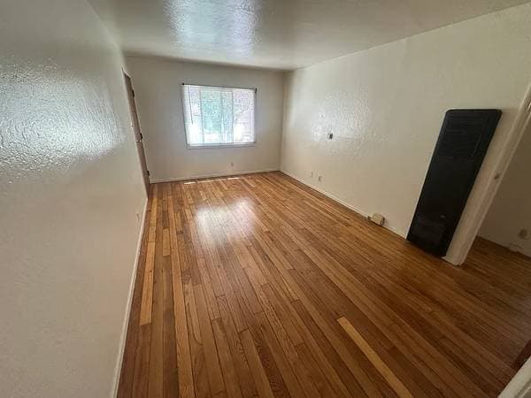2BR/1BA Apartment on King St · Oakland photo 3