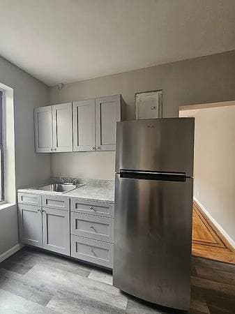 1BR/1BA Apartment on 41st St · Astoria photo 2
