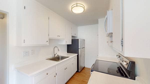2BR/2BA Apartment on Enfrente Rd - 3 · Novato photo 2