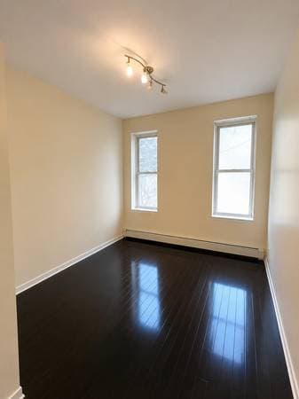 1BR/1BA Apartment on Radnor Rd · Great Neck photo 1