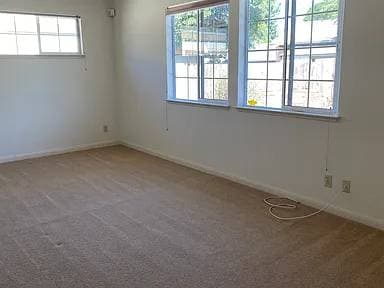 2BR/1BA Single Family House on Comstock Ave · Boyes Hot Springs photo 2