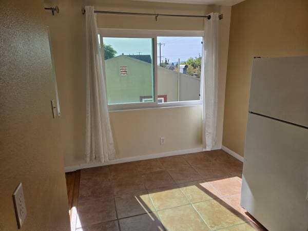 2BR/1BA Apartment on Oregon St · Berkeley photo 5