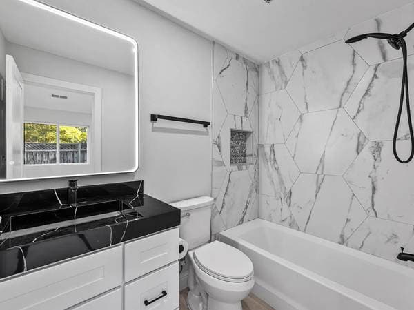 2BR/2BA In Law Adu on Mountain View Blvd · Walnut Creek photo 4