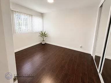 1BR/1BA Other · Vista photo 2