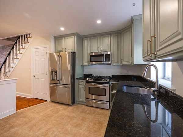 1BR/1BA Apartment · Brooklyn photo 3