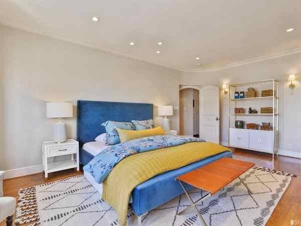 1BR/1BA Apartment on Pacific Ave · San Francisco photo 3