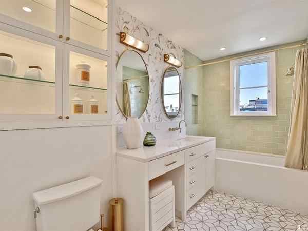1BR/1BA Apartment on Pacific Ave · San Francisco photo 5