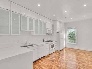 1121 Folsom Street, San Francisco, CA 94103 photo 2