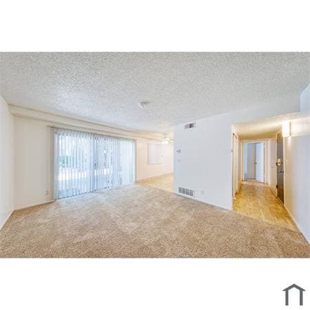 1BR/1BA Apartment on Foxdale Loop · San Jose photo 4