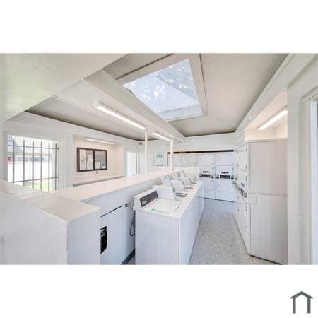 1BR/1BA Apartment on Foxdale Loop · San Jose photo 5
