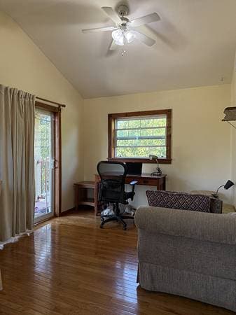 1BR/1BA In Law Adu · Santa Cruz photo 3