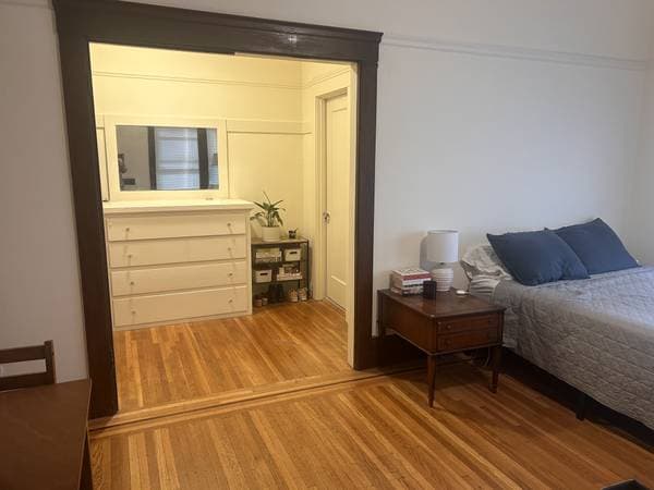 0BR/1BA Apartment · Oakland photo 1