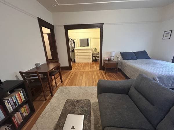 0BR/1BA Apartment · Oakland photo 2