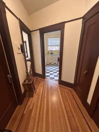 0BR/1BA Apartment · Oakland photo 5