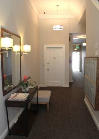 0BR/1BA Apartment on Sacramento Street · San Francisco photo 4