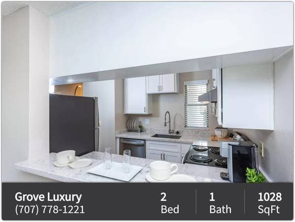 2BR/1BA Apartment on Lakeville Cir · Petaluma photo 1