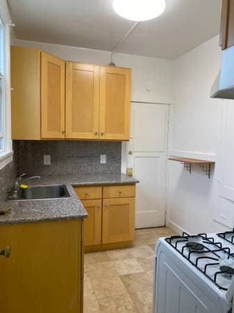 1BR/1BA Apartment on 10th Ave · San Francisco photo 4