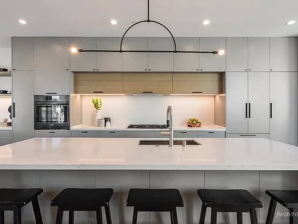 1BR/1BA Single Family House on Hickory St · San Francisco photo 4