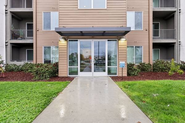 1BR/1BA Apartment on Baywood Drive · Petaluma photo 3