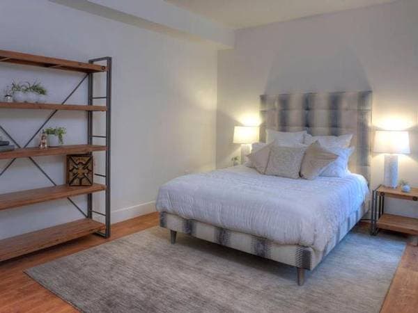 2BR/2BA Apartment on 3rd St. · San Francisco photo 4