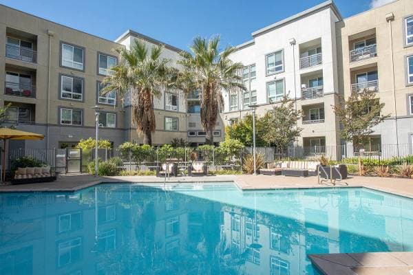0BR/1BA Apartment on Golden Gate · Dublin photo 4