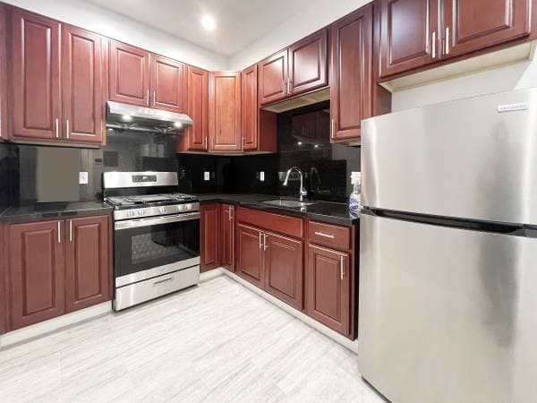 2BR/1BA Apartment on 27th Ave · San Francisco photo 5