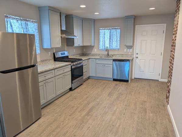 3BR/1BA Apartment on Thornton St · San Leandro photo 1