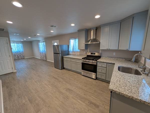 3BR/1BA Apartment on Thornton St · San Leandro photo 2
