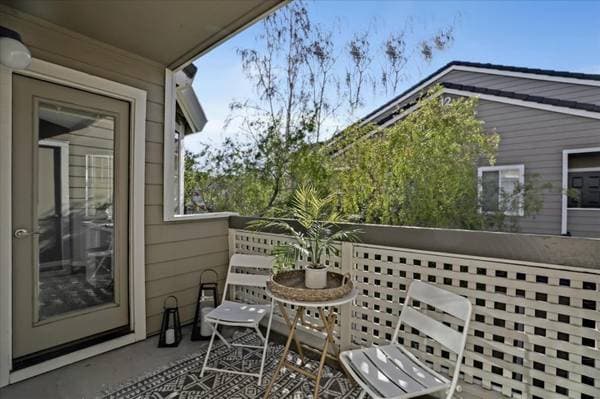 1BR/1BA Condo on Bridgeport Lake Way · San Jose photo 5