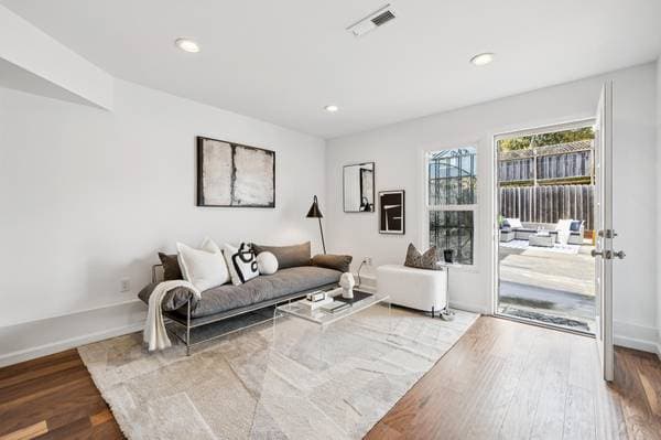 2BR/2BA In Law Adu on Hampshire Court · Daly City photo 2