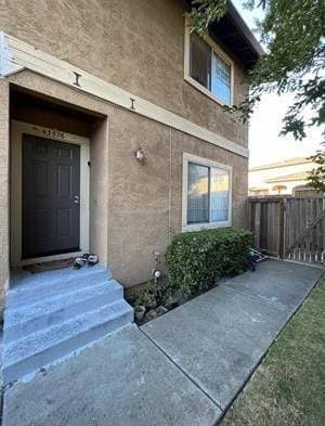2BR/2BA Townhouse on Bryant St · Fremont photo 2