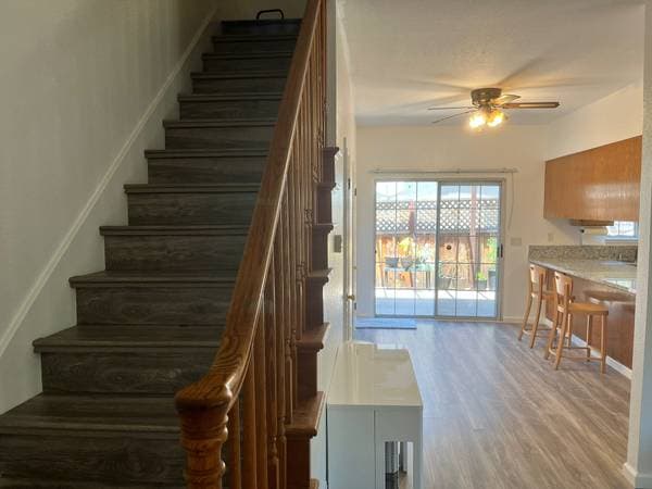 2BR/2BA Townhouse on Bryant St · Fremont photo 3
