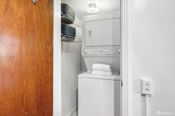 1BR/1BA Single Family House on Arkansas Street · San Francisco photo 3
