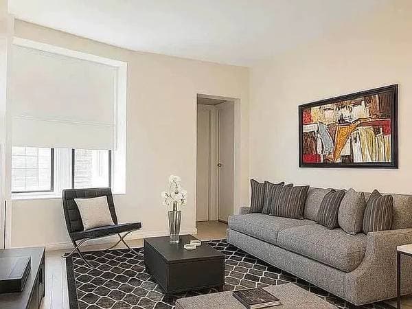 1BR/1BA Apartment on 6th Ave · Brooklyn photo 2