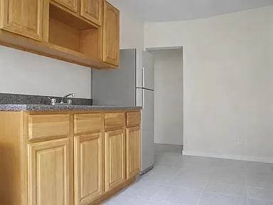 1BR/1BA Apartment on 6th Ave · Brooklyn photo 5