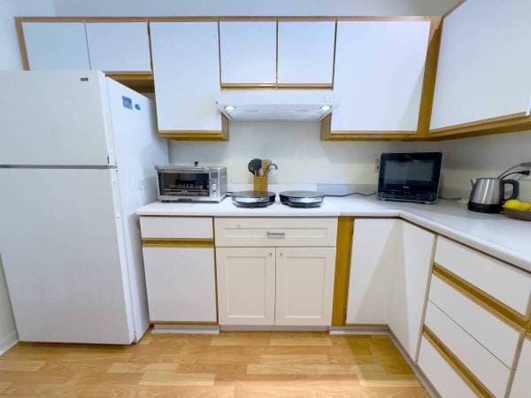 1BR/1BA Single Family House · San Francisco photo 4
